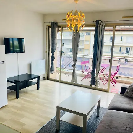 Studio Avec Piscine 100m Plages 公寓 胡安莱潘