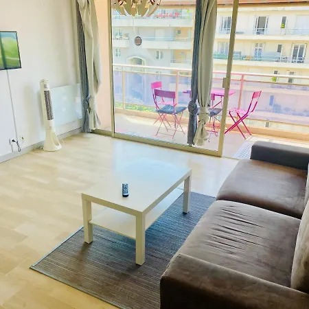 Studio Avec Piscine 100m Plages