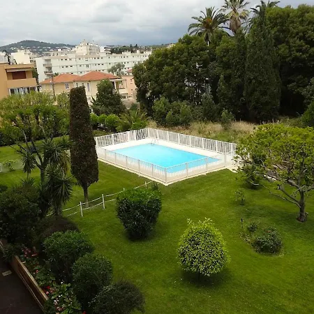 Studio Avec Piscine 100m Plages Appartement Juan-les-Pins